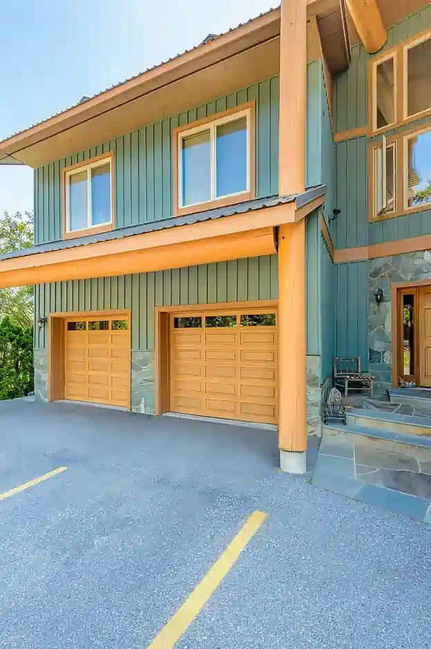 Friendly Commercial Door Repair in Waterloo